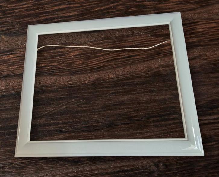 ✨️KORTING‼️ Fotolijst in lichtgrijs/lichtblauw✨️, Huis en Inrichting, Woonaccessoires | Lijsten, Zo goed als nieuw, Minder dan 50 cm