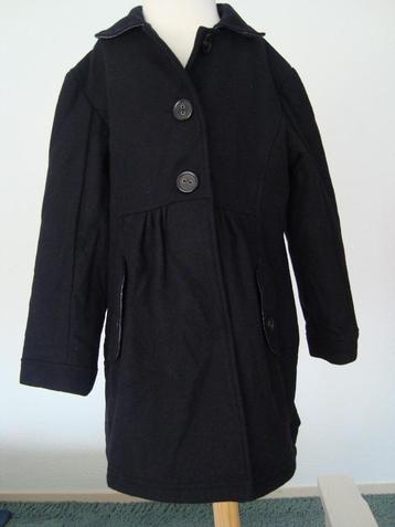 gave zwarte winterjas 122 in ~~nieuw~~ staat  beschikbaar voor biedingen