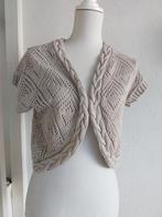 Beige Gebreid Bolero Vestje - Maat M/L, Kleding | Dames, Maat 38/40 (M), Beige, Ophalen of Verzenden, Onbekend