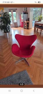 Rode Arne Jacobsen Egg Chair, Ophalen, Gebruikt, Design, 75 tot 100 cm