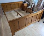 Houten bedframe 190x160, Ophalen, Gebruikt, Bruin, Tweepersoons