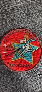 Snoopy Door Gunner Patch - 48th Helicopter - Slick Hounds -, Ophalen of Verzenden, Landmacht, Amerika, Embleem of Badge