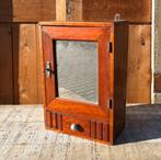 Medicijn kast wand kastje hang origineel brocante, Ophalen of Verzenden