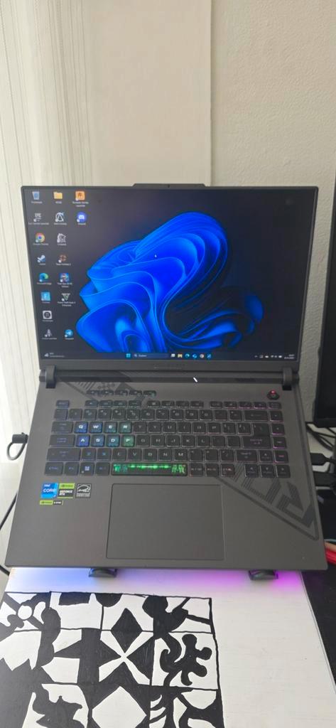 ASUS ROG Strix G16 Gaming Laptop, Computers en Software, Windows Laptops, Zo goed als nieuw, 15 inch, SSD, 3 tot 4 Ghz, 16 GB