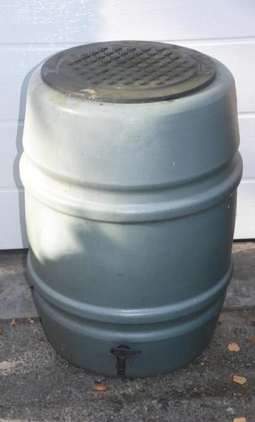 Harcostar Regenton 114 liter met Kraan en kindveilig deksel beschikbaar voor biedingen