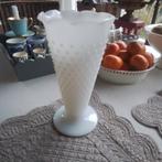 Vintage Anchor Hocking hobnail melkglas vaas 24,5 cm, Ophalen of Verzenden