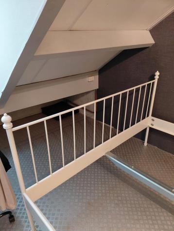Ikea bedframe - afbeelding 3