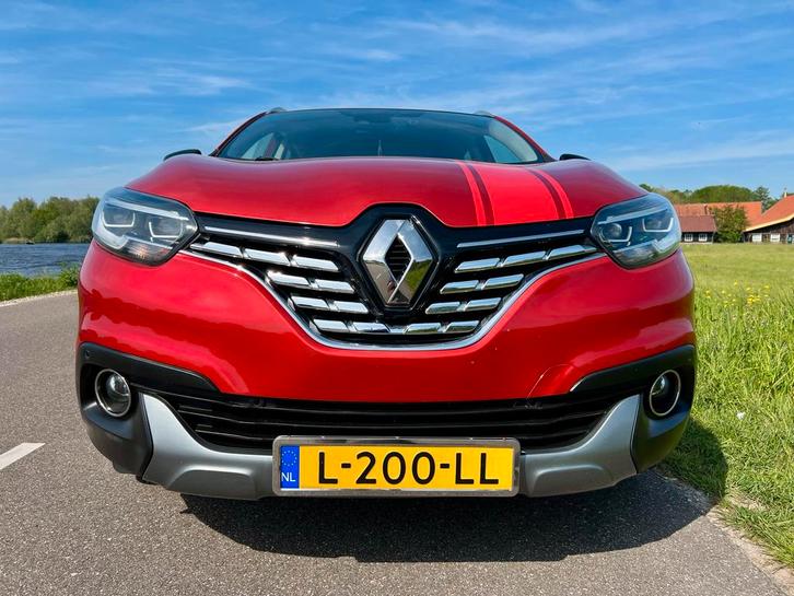 Renault Kadjar 1.2 TCE AUT 2017 BoseKeylessCarplay Nwketting, Auto's, Renault, Particulier, Kadjar, Benzine, C, SUV of Terreinwagen