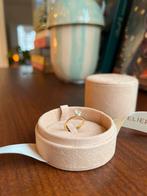 Gouden ring met ovale diamant, Verzenden, Dame, Goud, Kleiner dan 17