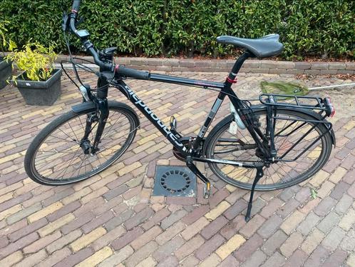 Mooie canondale kleur zwart heren fiets, Fietsen en Brommers, Fietsen | Heren | Sportfietsen en Toerfietsen, Zo goed als nieuw