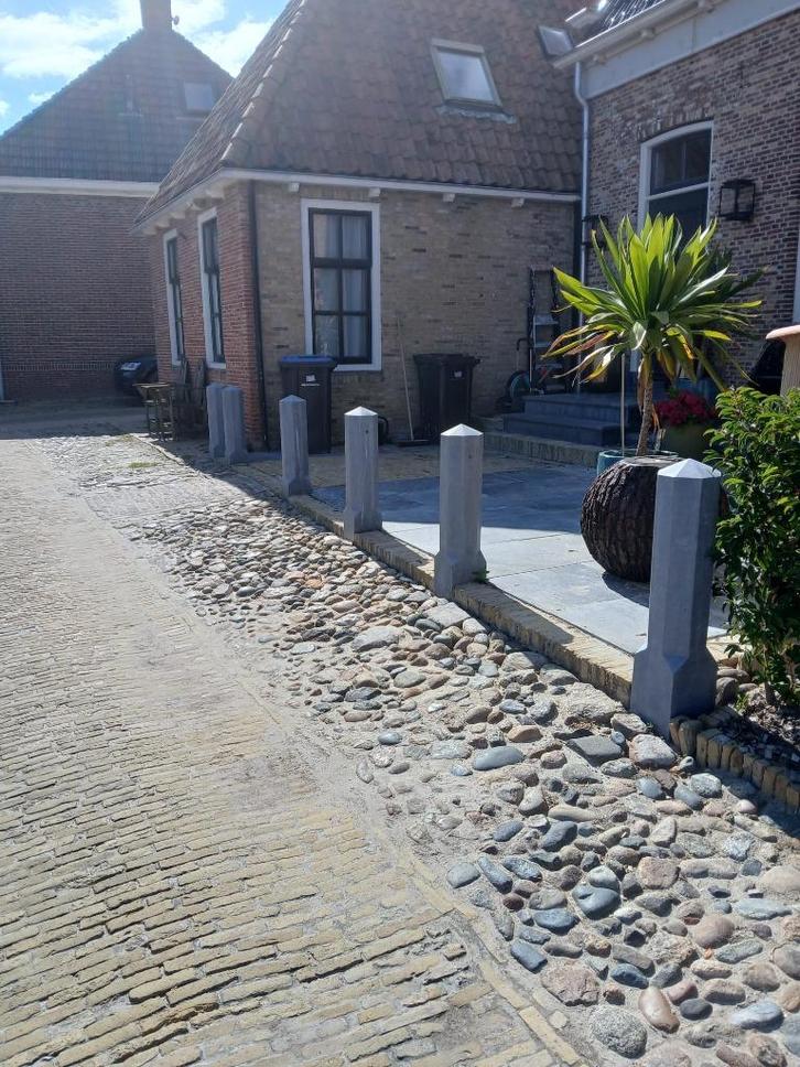 stoeppaal van belgisch hardsteen, amsterdammer, paal,paaltje, Tuin en Terras, Palen, Balken en Planken, Nieuw, Palen, Minder dan 180 cm