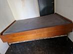 Retro, vintage, robuust opklapbed, Huis en Inrichting, Ophalen, Gebruikt, Bruin, 190 cm of minder