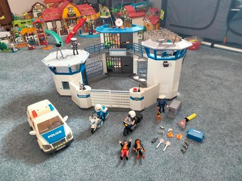 Mooi politiebureau van Playmobil, Kinderen en Baby's, Speelgoed | Playmobil, Zo goed als nieuw, Ophalen of Verzenden