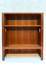 Restored Vintage Dyrlund Display Cabinet With Sliding Glass, Ophalen, Met deur(en), 100 tot 150 cm, 100 tot 150 cm