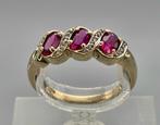 Gouden Vintage ring edelsteen robijn en diamant. 2025/635