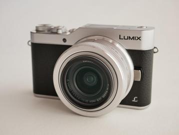 Panasonic Lumix GX800 met 12-32mm f3.5-5.6 zoomlens beschikbaar voor biedingen