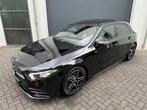 Mercedes-Benz A-klasse 200 AMG Pano/Leder/Sfeer/Camera/Memor, Auto's, Gebruikt, Zwart, 4 cilinders, Bedrijf