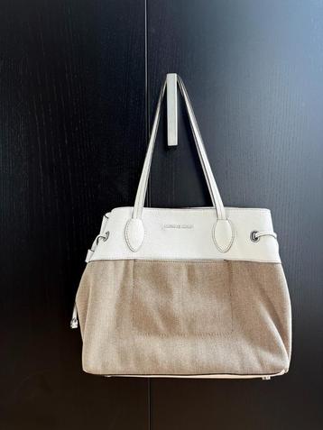 Originele Michael Kors tas in wit en taupe - in goede staat beschikbaar voor biedingen