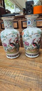 Twee grote chinese vazen, Ophalen of Verzenden