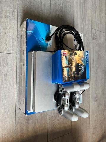 Playstation 4 compleet beschikbaar voor biedingen