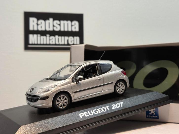 Peugeot 207 - 3drs Silver - 1:43 Norev, Hobby en Vrije tijd, Modelauto's | 1:43, Zo goed als nieuw, Auto, Norev, Ophalen of Verzenden