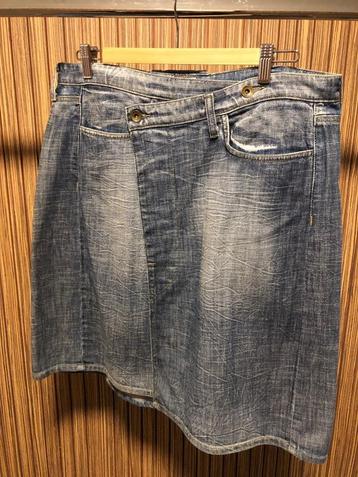 Fornarina jeans spijker rok donker blauw maat L vintage beschikbaar voor biedingen
