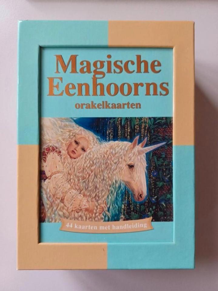 Magische eenhoorns orakelkaarten kaarten Doreen Virtue, Boeken, Esoterie en Spiritualiteit, Zo goed als nieuw, Overige typen, Tarot of Kaarten leggen
