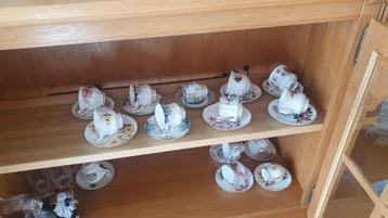 royal albert kop en schotels beschikbaar voor biedingen