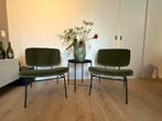 Donkergroene design fauteuil met zwart stalen frame, Huis en Inrichting, Stoelen, Ophalen, Gebruikt, Twee, Overige kleuren