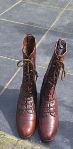 oude hoge veter schoenen, Gedragen, Ophalen of Verzenden, Bruin