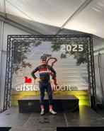 GEZOCHT: Een startkaart voor de fiets Elfstedentocht, Eén persoon