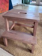 Houten opstap kruk, Huis en Inrichting, Krukjes, Ophalen, Zo goed als nieuw, Hout