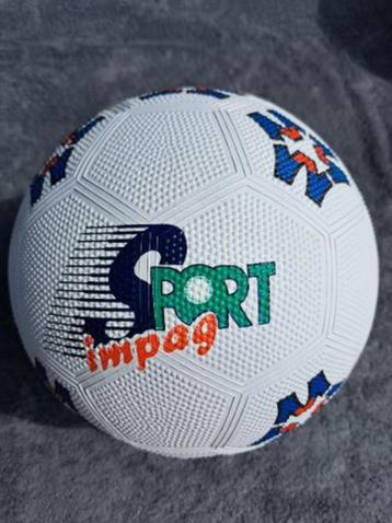 voetballen beschikbaar voor biedingen