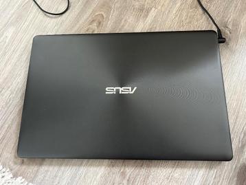 Laptop asus x550z beschikbaar voor biedingen
