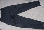 Stoere grijze broek.Zakken ad zijkant.Mt S, Kleding | Dames, ., Ophalen of Verzenden, Zo goed als nieuw, .