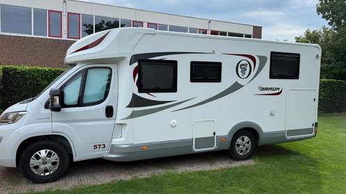 Camper zo goed als nieuw!! 5 zit-/slaapplaatsen. 55.000 km., Caravans en Kamperen, Campers, Particulier, tot en met 6, Half-integraal
