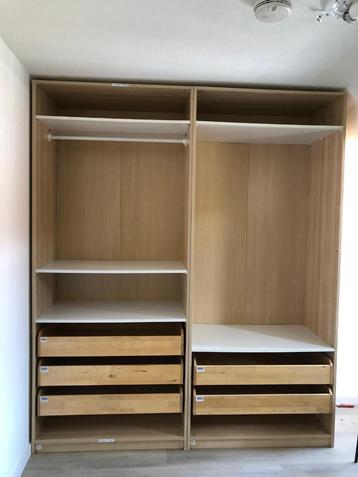 IKEA Pax Kledingkast 200x58x236cm Bezorg-/montageoptie beschikbaar voor biedingen
