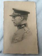 Wo1: foto studio ansichtskaart Albert uniform medailles, Ophalen of Verzenden, Voor 1940, Zo goed als nieuw, Overige onderwerpen