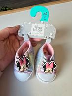 Nieuwe Primark Disney pantoffels maat 16 (0-3 maanden), Kinderen en Baby's, Babykleding | Schoentjes en Sokjes, Slofjes, Meisje