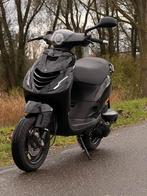 Piaggio Zip 172cc, Fietsen en Brommers, Scooters | Piaggio, Ophalen, Zo goed als nieuw, Benzine, Zip