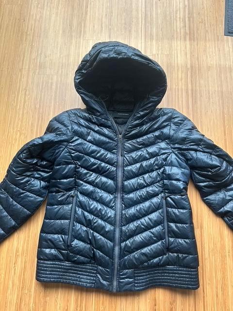 Peak Performance jas - maat M, Kleding | Dames, Jassen | Winter, Zo goed als nieuw, Maat 38/40 (M), Blauw, Ophalen of Verzenden