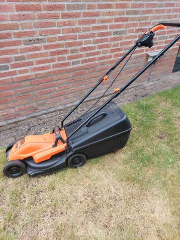 Black+Decker Grasmaaier - 32cm - Elektrisch beschikbaar voor biedingen