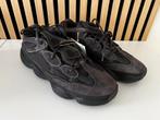 YEEZY 500 “UTILITY BLACK” US10 / EU44, Zwart, Nieuw, Ophalen of Verzenden, Sneakers of Gympen