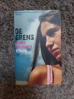 Riika Pulkkinen De grens roman boek paperback, Ophalen of Verzenden, Zo goed als nieuw, Riika Pulkkinen