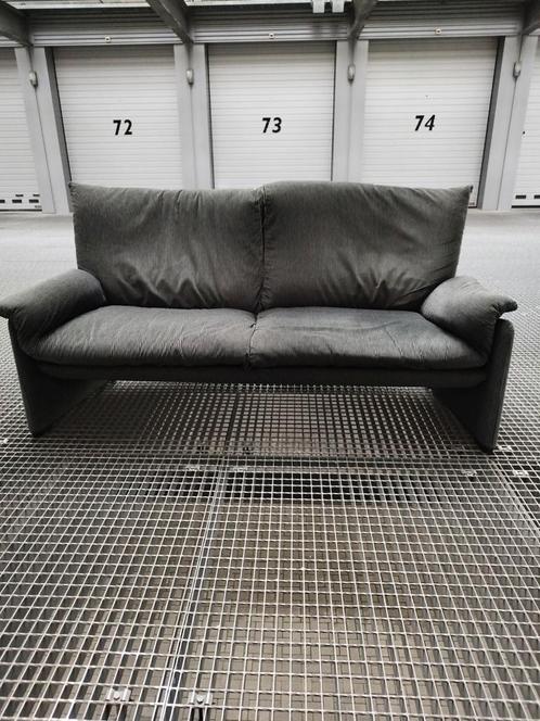 cassina palmaria 2 zits in originele velours bi color stof, Huis en Inrichting, Banken | Bankstellen, Zo goed als nieuw, Rechte bank