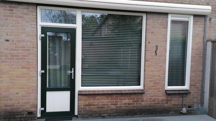 Kunststof raamkozijnen en deur, Doe-het-zelf en Verbouw, Kozijnen en Schuifpuien, Zo goed als nieuw, Raamkozijn, Kunststof, 150 tot 225 cm