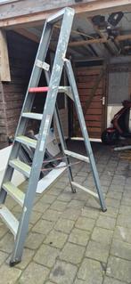 Altrex falco 6 tree, Doe-het-zelf en Verbouw, Ladders en Trappen, Ophalen, Zo goed als nieuw, Trap, Minder dan 2 meter