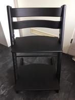 Zwarte Meegroeistoel - Stokke Tripp Trapp zwart nieuw model, Ophalen, Zo goed als nieuw, Meegroeistoel, Gordel(s)