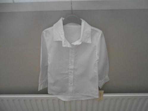 Nieuw wit blousje maat 104 (nu met 70% korting), Kinderen en Baby's, Kinderkleding | Maat 104, Nieuw, Meisje, Overhemd of Blouse