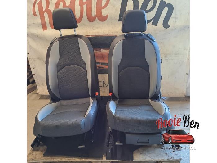 Stoelen + Bank (compleet) van een Seat Leon, Gebruikt, -, -, Ophalen of Verzenden